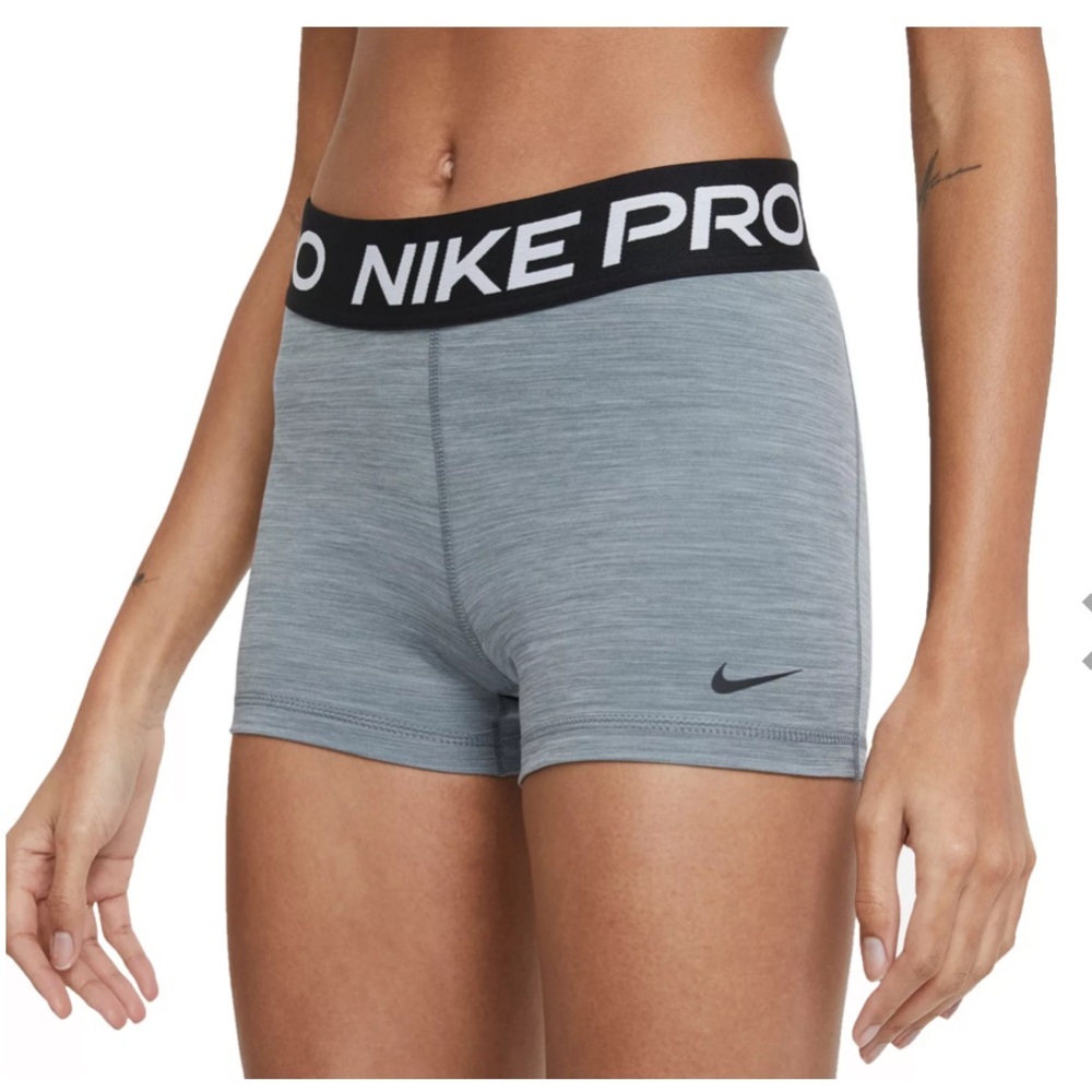 Nike Women's Pro 3” Shorts Size Medium